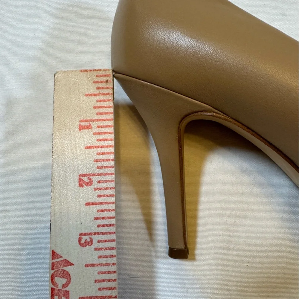 Nine West Women’s Tan Pump High Heels - Picture 8 of 8